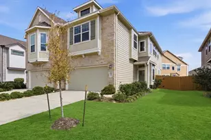 28043 Rocky Heights Dr, Spring, TX 77386 - Photo 2