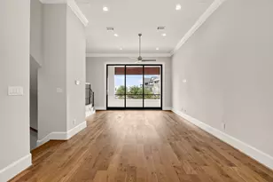 8711 Oak Kolbe Ln, Houston, TX 77080 - Photo 16