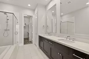 8711 Oak Kolbe Ln, Houston, TX 77080 - Photo 34