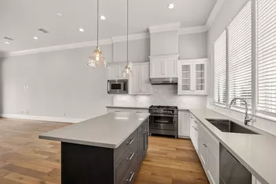 8711 Oak Kolbe Lane, Houston, TX 77080 - Photo 12