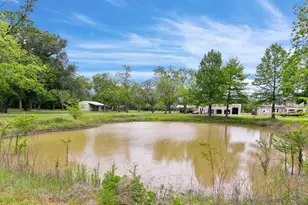 2222 N Main St, Highlands, TX 77562 - Photo 36