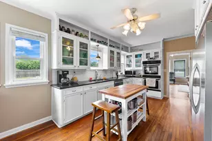 2222 N Main St, Highlands, TX 77562 - Photo 18