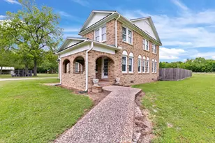 2222 N Main St, Highlands, TX 77562 - Photo 4