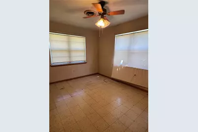 416 Mertie, Palacios, TX 77465 - Photo 12