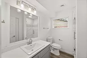 10534 Rockaway Dr, Houston, TX 77016 - Photo 10