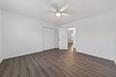 5962 Belcrest Street, Houston, TX 77033 - Photo 24