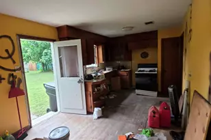 4302 Edison St, Houston, TX 77009 - Photo 4