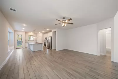 347 Great Hills Dr, Montgomery, TX 77316 - Photo 8