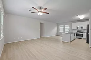 5308 CJ Walker Ln, Houston, TX 77048 - Photo 4