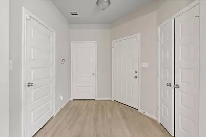 5308 Cj Walker Lane, Houston, TX 77048 - Photo 2