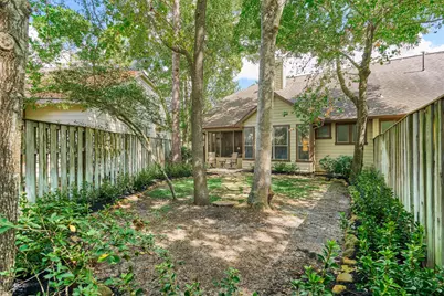 23 Douvaine Court, The Woodlands, TX 77382 - Photo 40