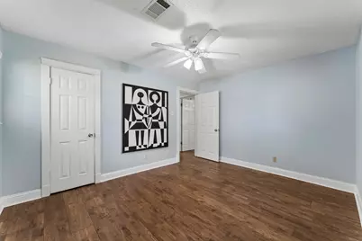 1910 Forest Hill Boulevard, Houston, TX 77023 - Photo 36