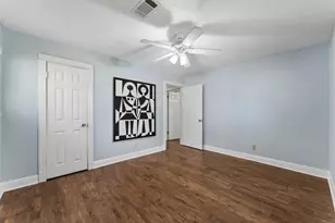 1910 Forest Hill Blvd, Houston, TX 77023 - Photo 36