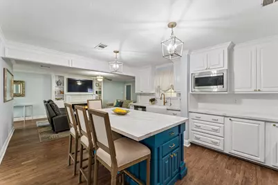 1910 Forest Hill Boulevard, Houston, TX 77023 - Photo 14