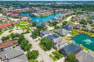 10130 Lakeside Gables Dr, Houston, TX 77065 - Photo 4