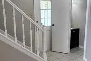 17281 Saturn Ln, Houston, TX 77058 - Photo 4