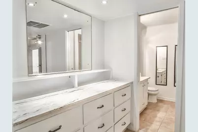 2009 Stoney Brook Drive #9A, Houston, TX 77063 - Photo 16
