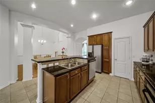 3330 Knollcrest Ln, Pearland, TX 77584 - Photo 10