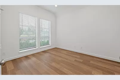 319 Silver Sage, Conroe, TX 77304 - Photo 6