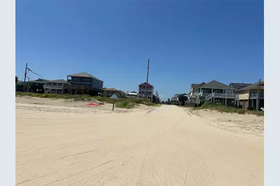 000 Sand Dune, Crystal Beach, TX 77650 - Photo 6