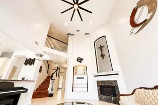 5507 Cranston Ct, Sugar Land, TX 77479 - Photo 10