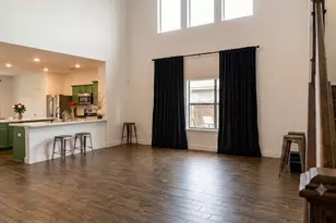 9907 Garnet Falls Dr, Rosharon, TX 77583 - Photo 2