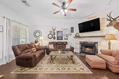 11366 Glenforest Dr, Montgomery, TX 77356 - Photo 4