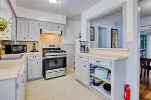 4215 Lurlene St, Houston, TX 77017 - Photo 10