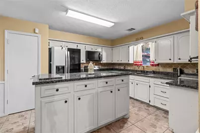2054 Linda Lane, Pearland, TX 77584 - Photo 14