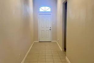 13201 Anchor Isle Ct, Texas City, TX 77568 - Photo 2