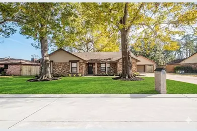 12510 Old River Drive, Mont Belvieu, TX 77523 - Photo 1