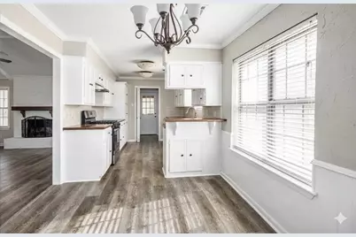 12510 Old River Drive, Mont Belvieu, TX 77523 - Photo 4