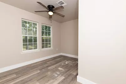 210 W Grange Street #B, Weimar, TX 78962 - Photo 12