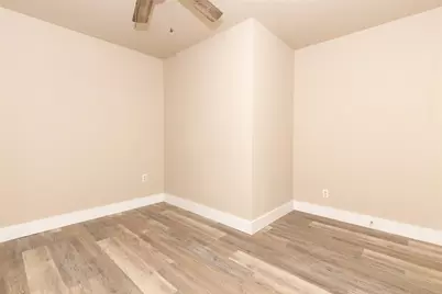 210 W Grange Street #B, Weimar, TX 78962 - Photo 32