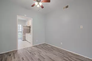 9707 Richmond Ave, Houston, TX 77042 - Photo 20