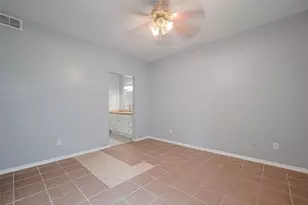 9707 Richmond Ave, Houston, TX 77042 - Photo 34