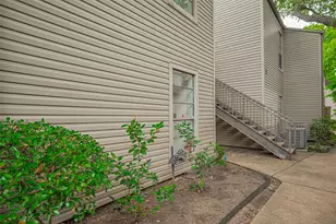 9707 Richmond Ave, Houston, TX 77042 - Photo 12