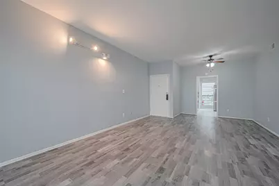 9707 Richmond Avenue #103, Houston, TX 77042 - Photo 18