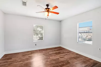 1327 33rd Street, Galveston, TX 77550 - Photo 16