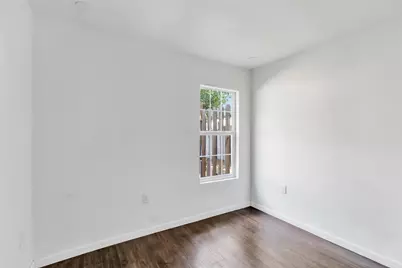 212 Super Street, Houston, TX 77011 - Photo 18