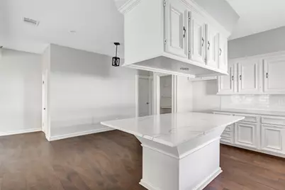 212 Super Street, Houston, TX 77011 - Photo 8