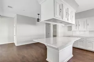 212 Super St, Houston, TX 77011 - Photo 8