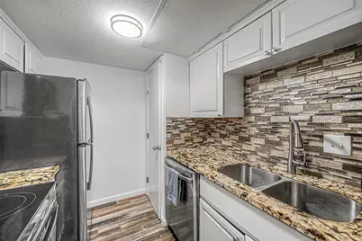 830 Threadneedle Street #228, Houston, TX 77079 - Photo 8