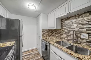 830 Threadneedle St, Houston, TX 77079 - Photo 8