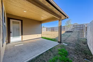 331 Hbr Frst Ln, Montgomery, TX 77316 - Photo 2