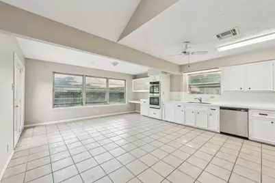 5506 Enchanted Timbers Drive, Humble, TX 77346 - Photo 6