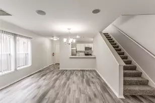 1722 Redwing Bluff Dr, Houston, TX 77009 - Photo 10