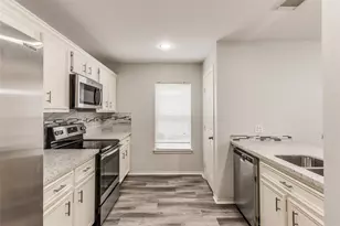 1722 Redwing Bluff Dr, Houston, TX 77009 - Photo 4