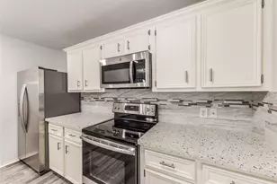 1722 Redwing Bluff Dr, Houston, TX 77009 - Photo 6