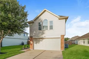 5405 Rio Ramos Ct, Rosharon, TX 77583 - Photo 2